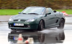Steffi’s in full control …