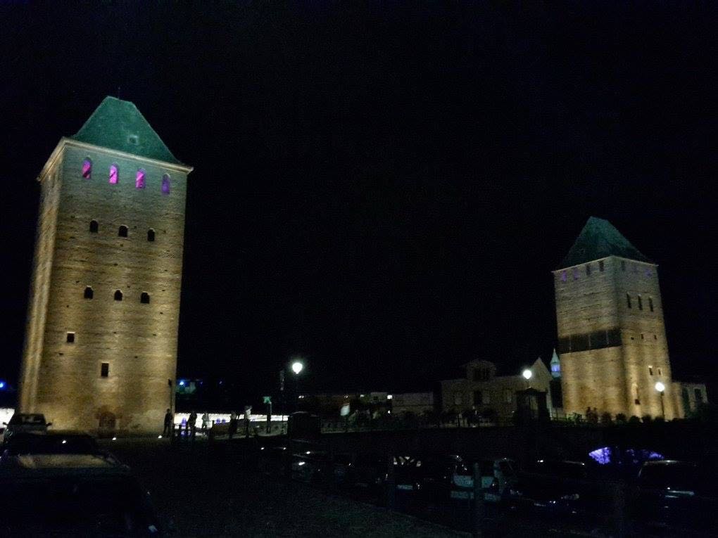 Ponts Couverts lit up